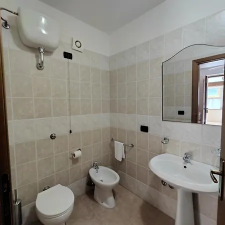 La Madonnina Guest house 3*