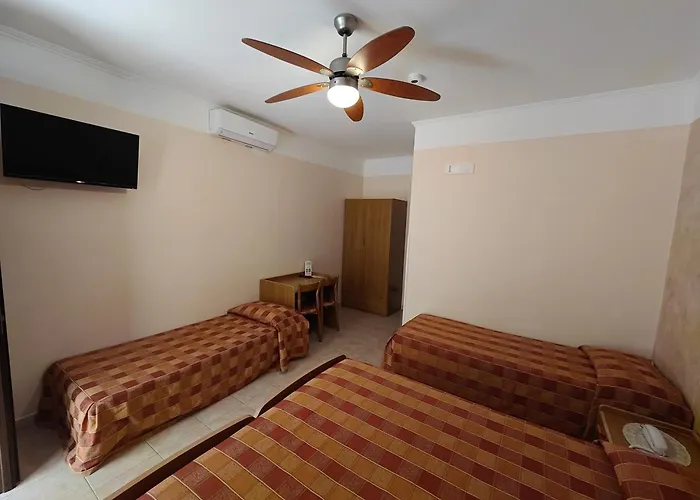 La Madonnina בית הארחה 3*